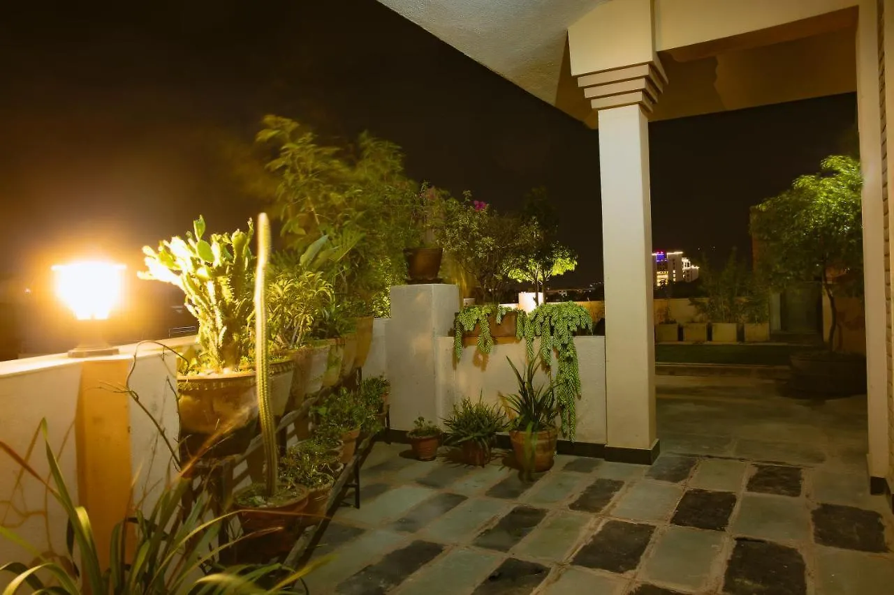 The Pines Serviced Residence Lalitpur Apartamento